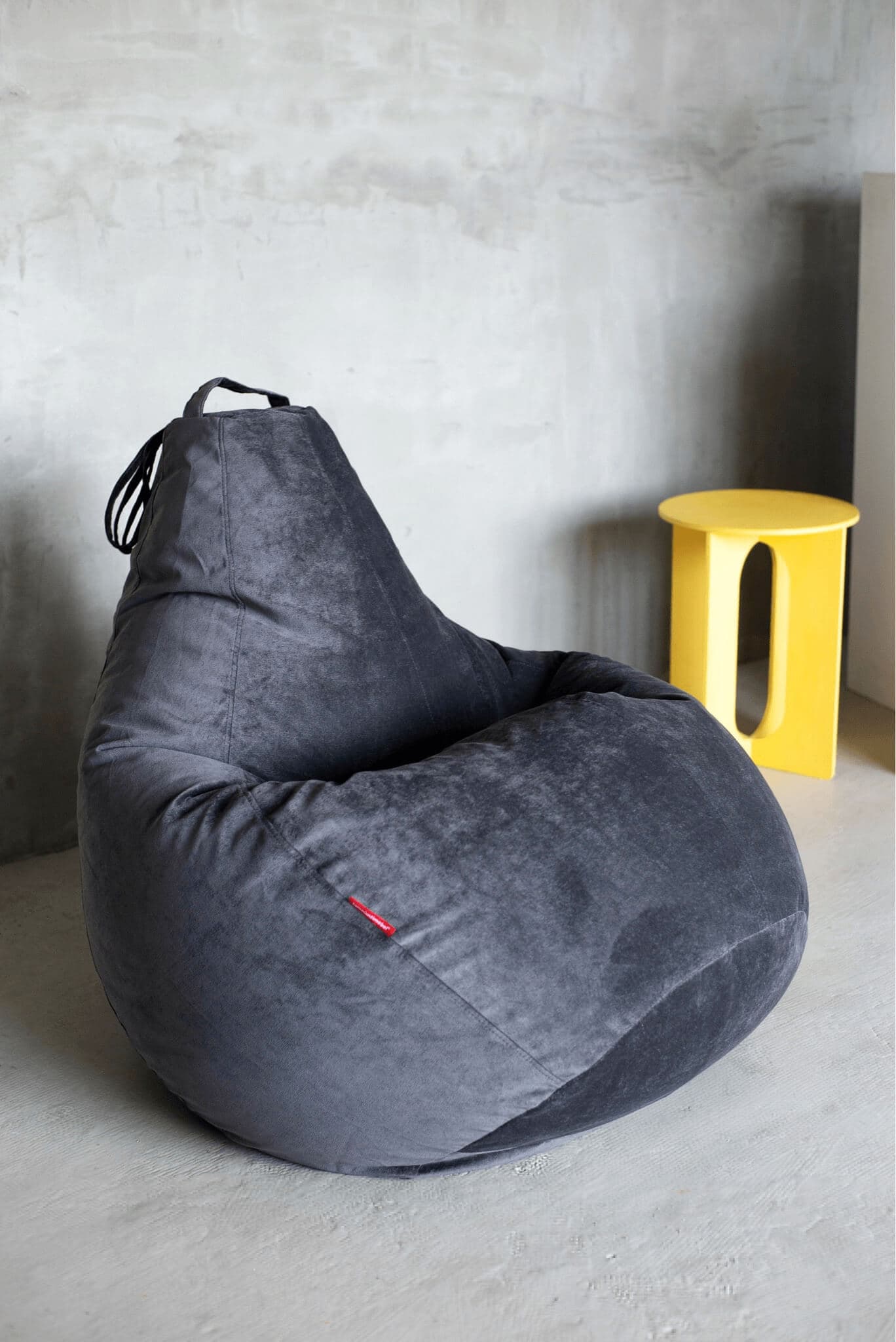 Серое кресло-мешок из вельвета Босс Пудра, Графит превью 6